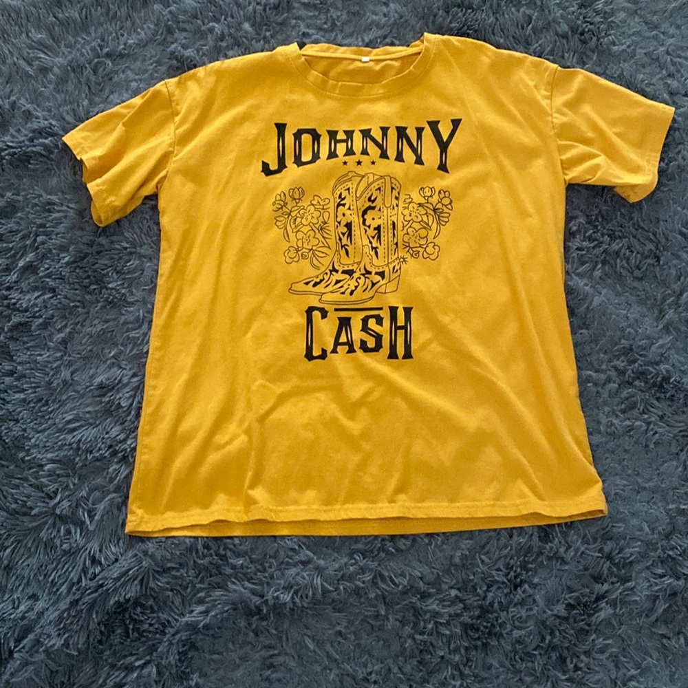 Women’s xl Johnny Cash t-shirt